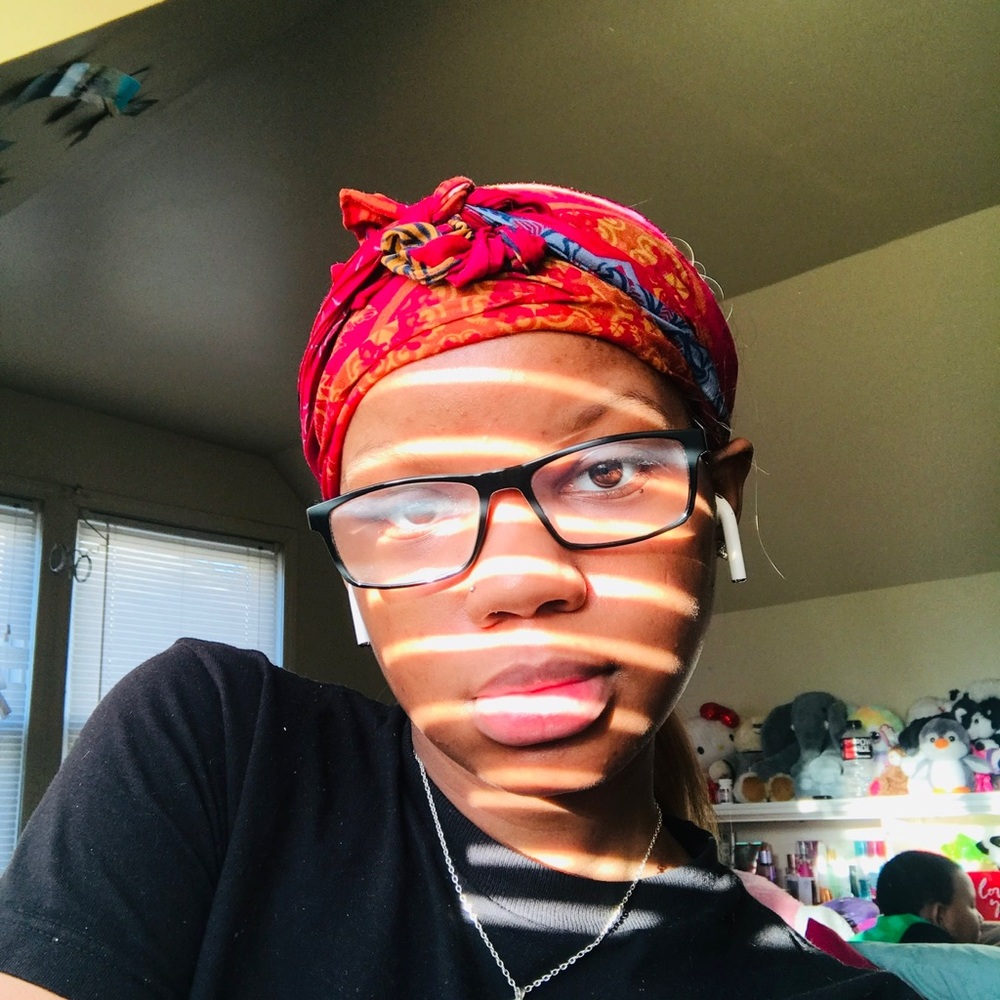 Meet your Posher, Vinaya